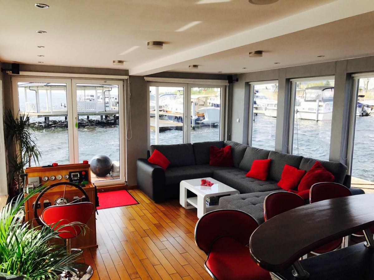 ホテル Hausboot Deluxe ベルリン エクステリア 写真